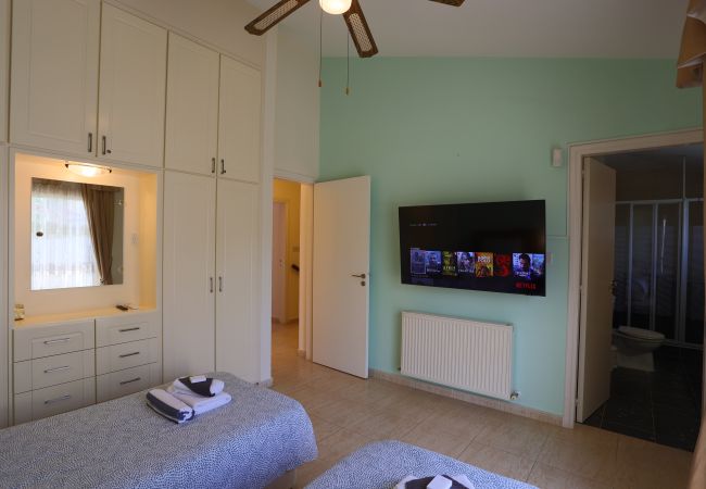 Villa in Peyia - estéa • Island Villa | Sea View -  Pool - Jacuzzi Villa in Peyia - estéa • Island Villa | Sea View -  Pool - Jacuzzi