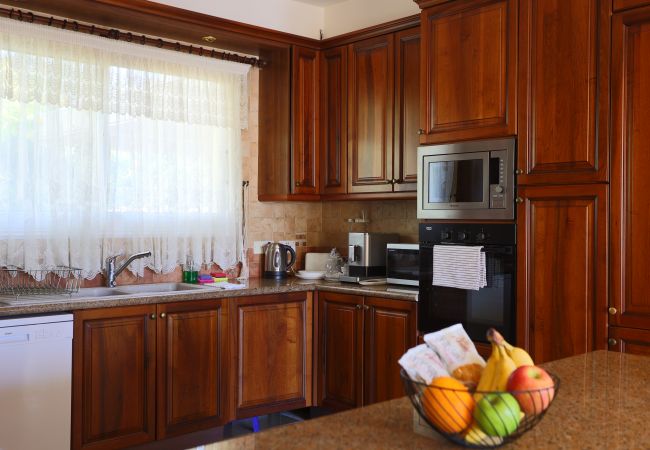 Villa in Peyia - estéa • Island Villa | Sea View -  Pool - Jacuzzi Villa in Peyia - estéa • Island Villa | Sea View -  Pool - Jacuzzi