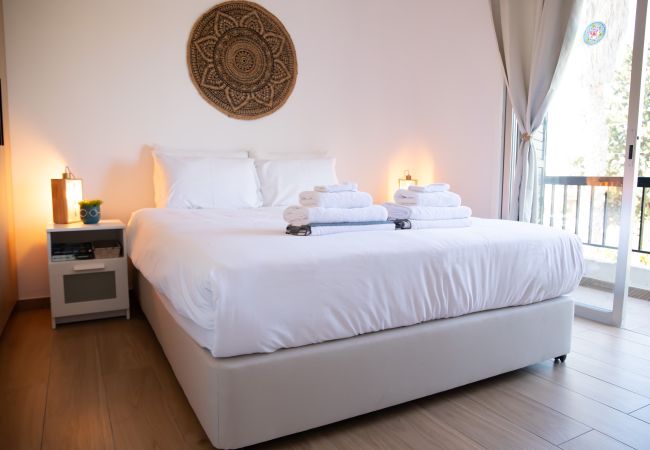 Terraced House in Paphos - estéa • Romi's Boho Holiday 2-Bedroom Townhouse Terraced House in Paphos - estéa • Romi's Boho Holiday 2-Bedroom Townhouse