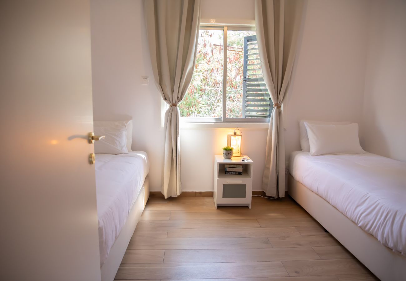 Terraced House in Paphos - estéa • Romi's Boho Holiday 2-Bedroom Townhouse Terraced House in Paphos - estéa • Romi's Boho Holiday 2-Bedroom Townhouse