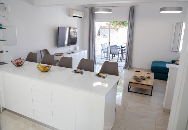 Terraced House in Paphos - estéa • Taheli Riverside Villa Paphos Tourist Area Terraced House in Paphos - estéa • Taheli Riverside Villa Paphos Tourist Area