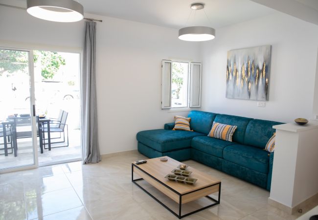 Terraced House in Paphos - estéa • Taheli Riverside Villa Paphos Tourist Area Terraced House in Paphos - estéa • Taheli Riverside Villa Paphos Tourist Area