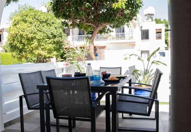Terraced House in Paphos - estéa • Taheli Riverside Villa Paphos Tourist Area Terraced House in Paphos - estéa • Taheli Riverside Villa Paphos Tourist Area