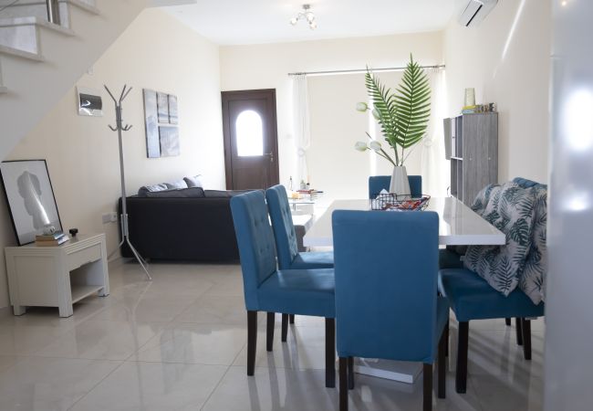 Terraced House in Paphos - estéa • Luna's Family Friendly Holiday Apartment Terraced House in Paphos - estéa • Luna's Family Friendly Holiday Apartment