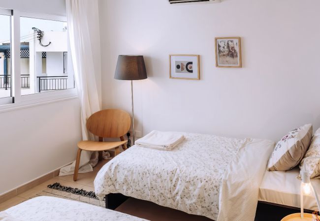 Apartment in Paphos - estéa • Mia Sirena Lighthouse 3min Walk to the Sea Apartment in Paphos - estéa • Mia Sirena Lighthouse 3min Walk to the Sea