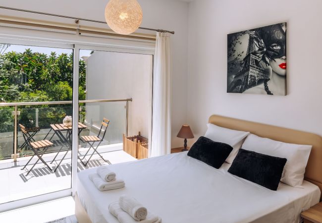 Terraced House in Paphos - estéa • Venus Townhouse Near the Sea Terraced House in Paphos - estéa • Venus Townhouse Near the Sea
