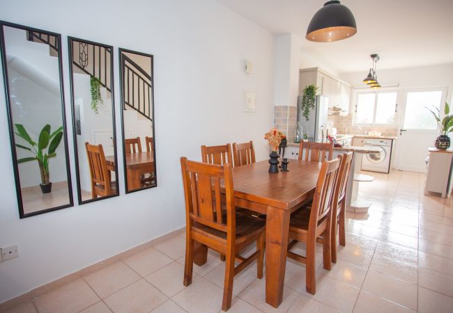 Terraced House in Paphos - estéa • Olympia's SkyView Townhouse with a Pool Terraced House in Paphos - estéa • Olympia's SkyView Townhouse with a Pool