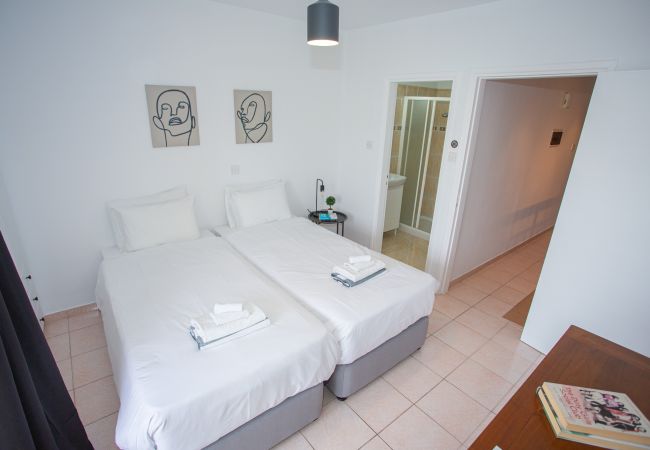 Terraced House in Paphos - estéa • Olympia's SkyView Townhouse with a Pool Terraced House in Paphos - estéa • Olympia's SkyView Townhouse with a Pool