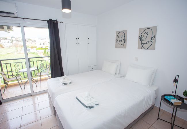 Terraced House in Paphos - estéa • Olympia's SkyView Townhouse with a Pool Terraced House in Paphos - estéa • Olympia's SkyView Townhouse with a Pool