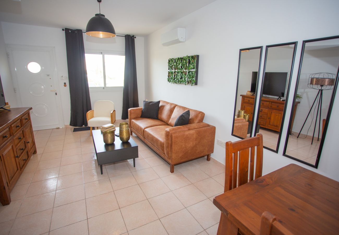 Terraced House in Paphos - estéa • Olympia's SkyView Townhouse with a Pool Terraced House in Paphos - estéa • Olympia's SkyView Townhouse with a Pool