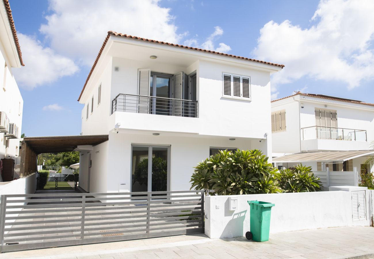 Villa in Paphos - estéa • Koni Villa Paphos Villa in Paphos - estéa • Koni Villa Paphos