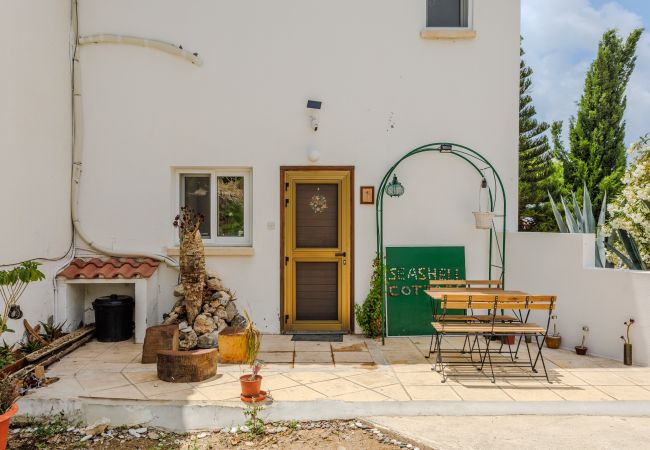 Terraced House in Chloraka - estéa • SeaShell Cottage - Cozy Holiday Apartment Terraced House in Chloraka - estéa • SeaShell Cottage - Cozy Holiday Apartment