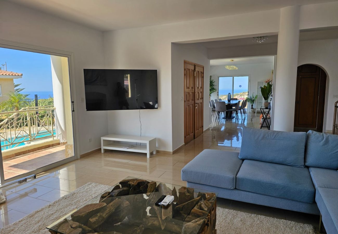 Villa in Peyia - estéa • Villa Horizon - A Mediterranean Gem