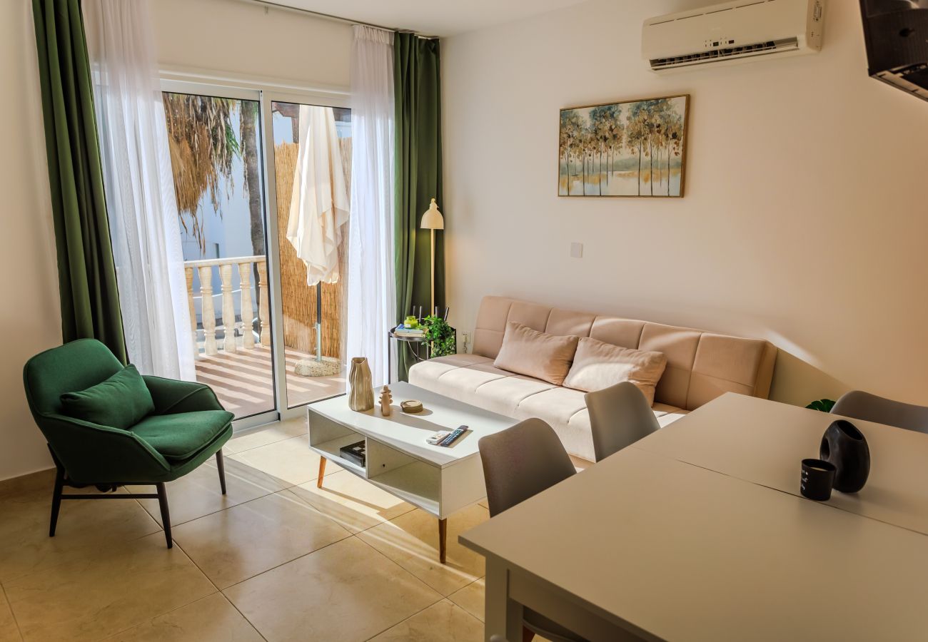 Apartment in Paphos - estéa • Nicky's Holiday Apartment