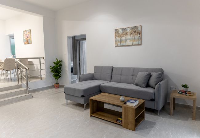 Apartment in Paphos - estéa • Margarita's Holiday Apartment Near Harbour